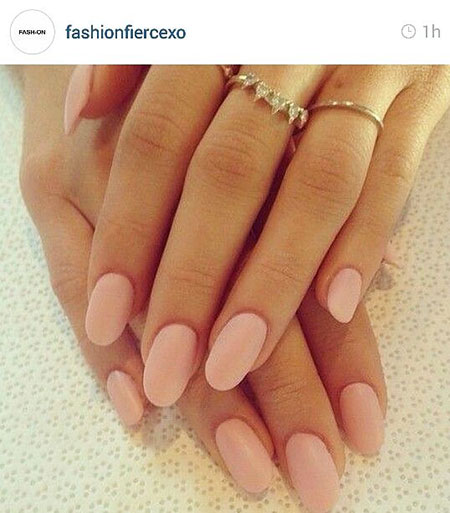 Short Oval Nails, Pink Oval Matte Manicure