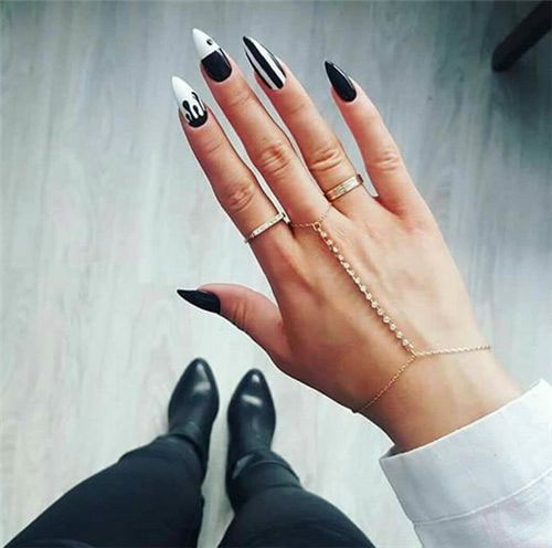 Acrylic Nails Black And White